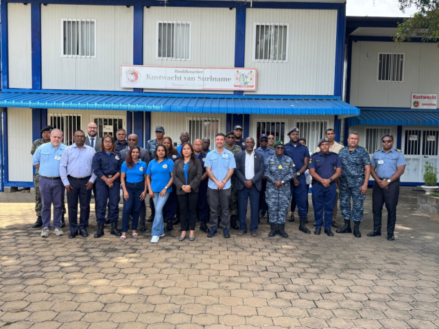 Kustwacht en Veiligheidsdienst Suriname versterken maritieme veiligheid in de regio